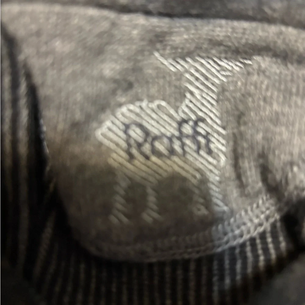 RAFFI men’s size Large‎ quarter zip sweater